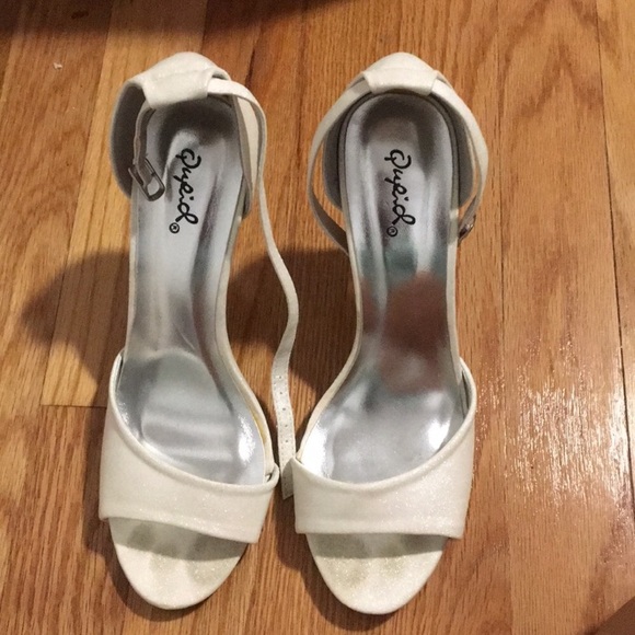 Ankle Strap Heels - Picture 3 of 3